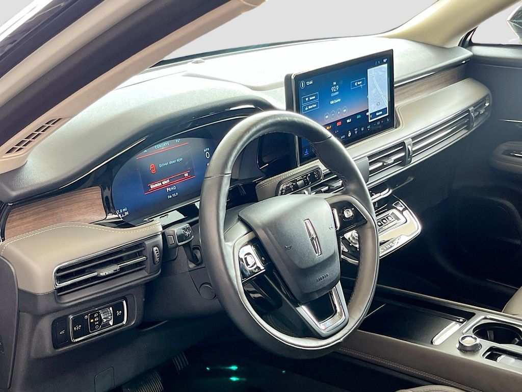 2023 Lincoln Corsair Reserve White at Monument Chevrolet