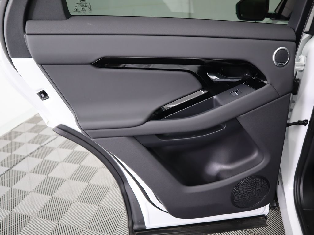 2025 Land Rover Range Rover Evoque S 28