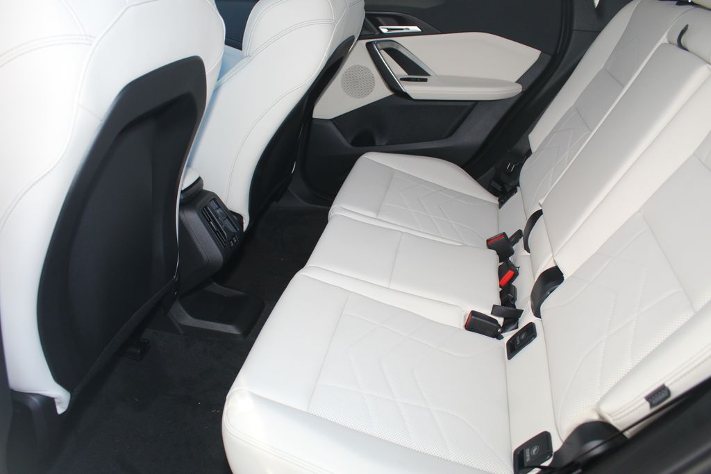 2026 BMW X1 28i - Photo 21