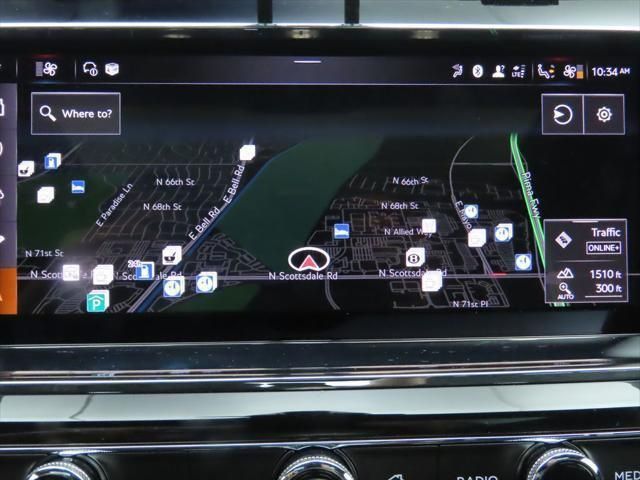 Thumbnail: 2025 Bentley Bentayga - 15