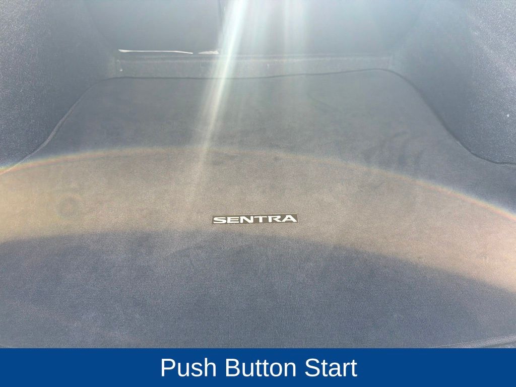 2021 Nissan Sentra SV Xtronic CVT