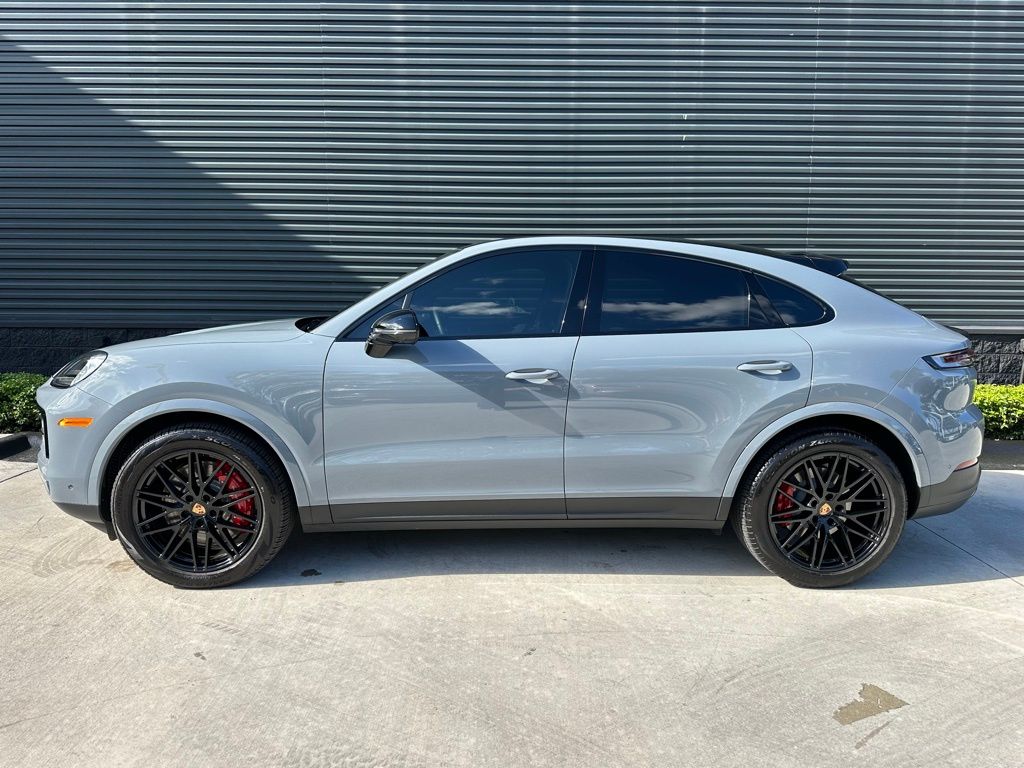 Thumbnail: 2025 Porsche  - 2