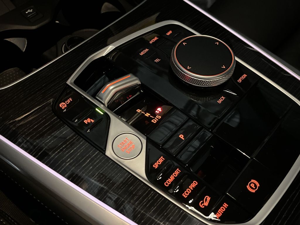 Thumbnail: 2026 BMW X5 - 20