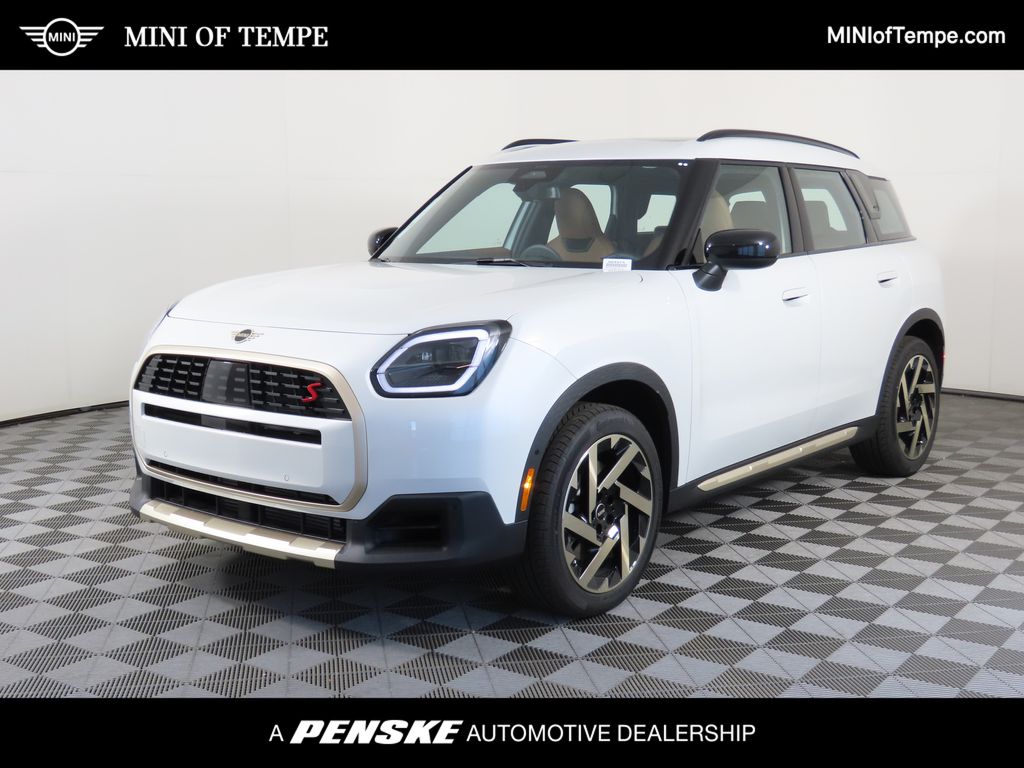 2025 MINI Cooper Countryman Base Hero Image