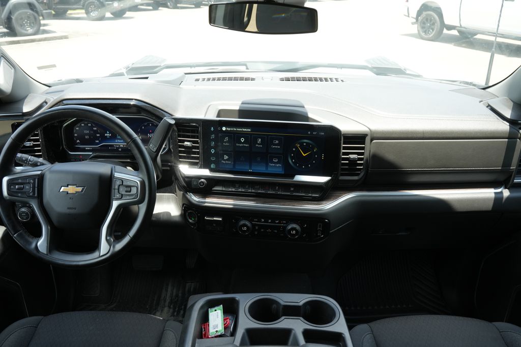 2025 Chevrolet Silverado 2500HD LT - 4
