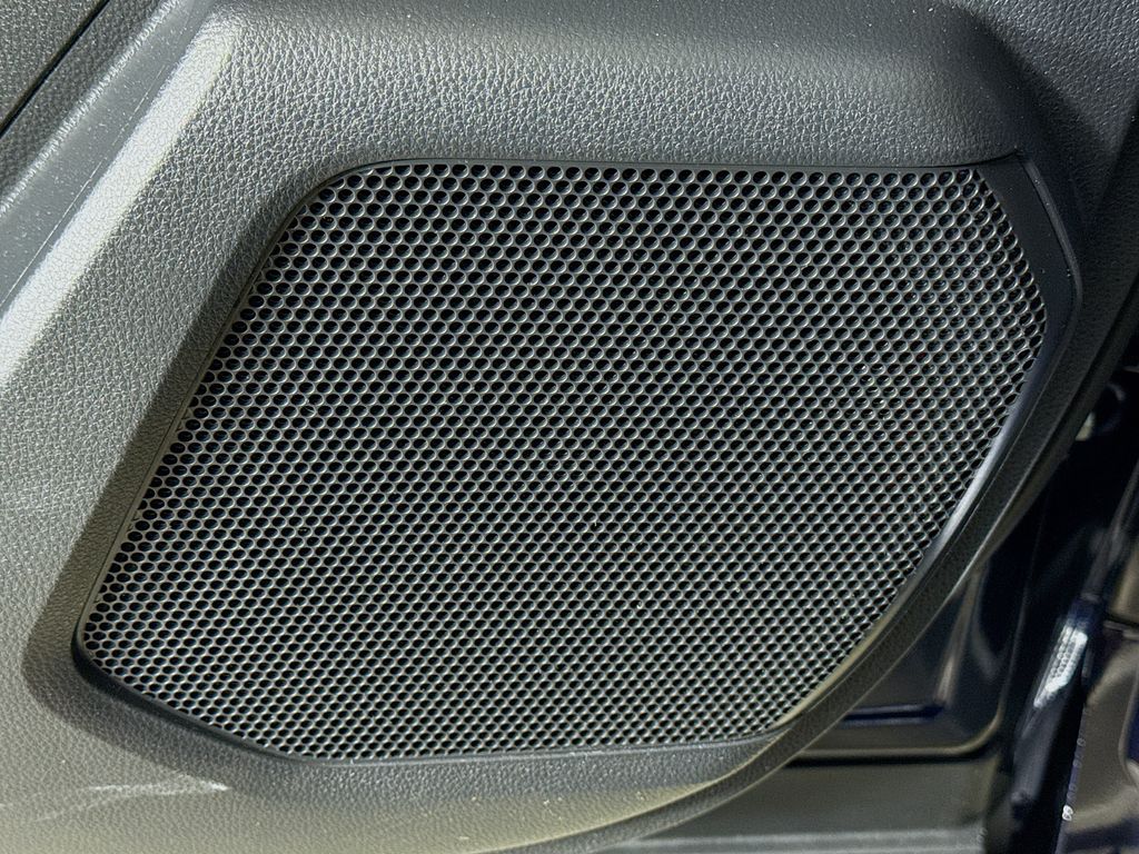 Thumbnail: 2024 Toyota Highlander - 19