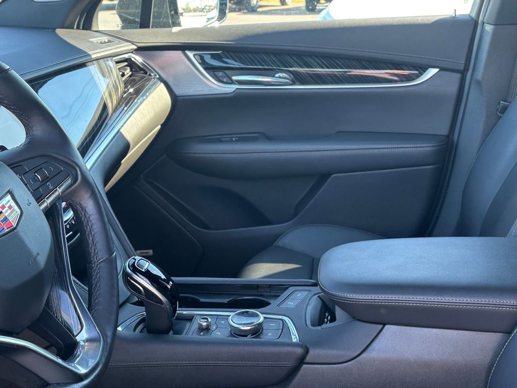 Used Car 2023 Cadillac Xt6  Premium Luxury For Sale Under $40,000 In Austin, Texas