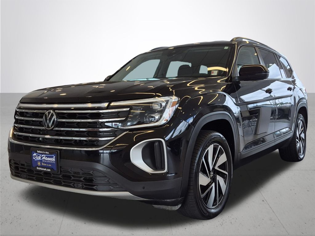 2025 Volkswagen Atlas 2.0T SE w/Technology