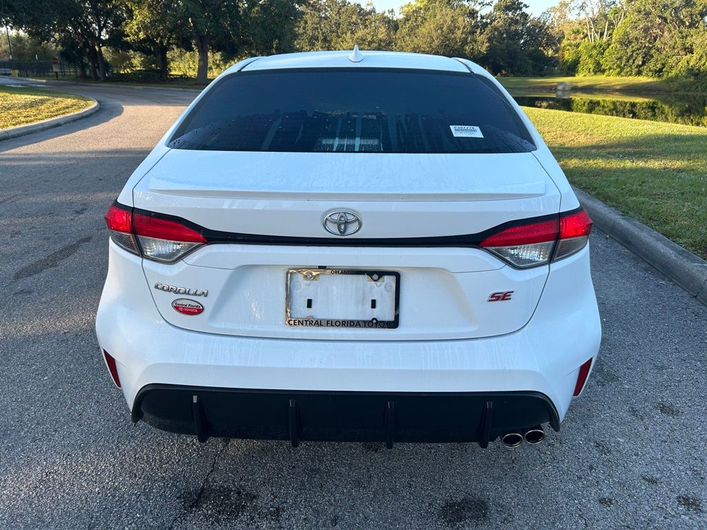 Thumbnail: 2024 Toyota Corolla - 4