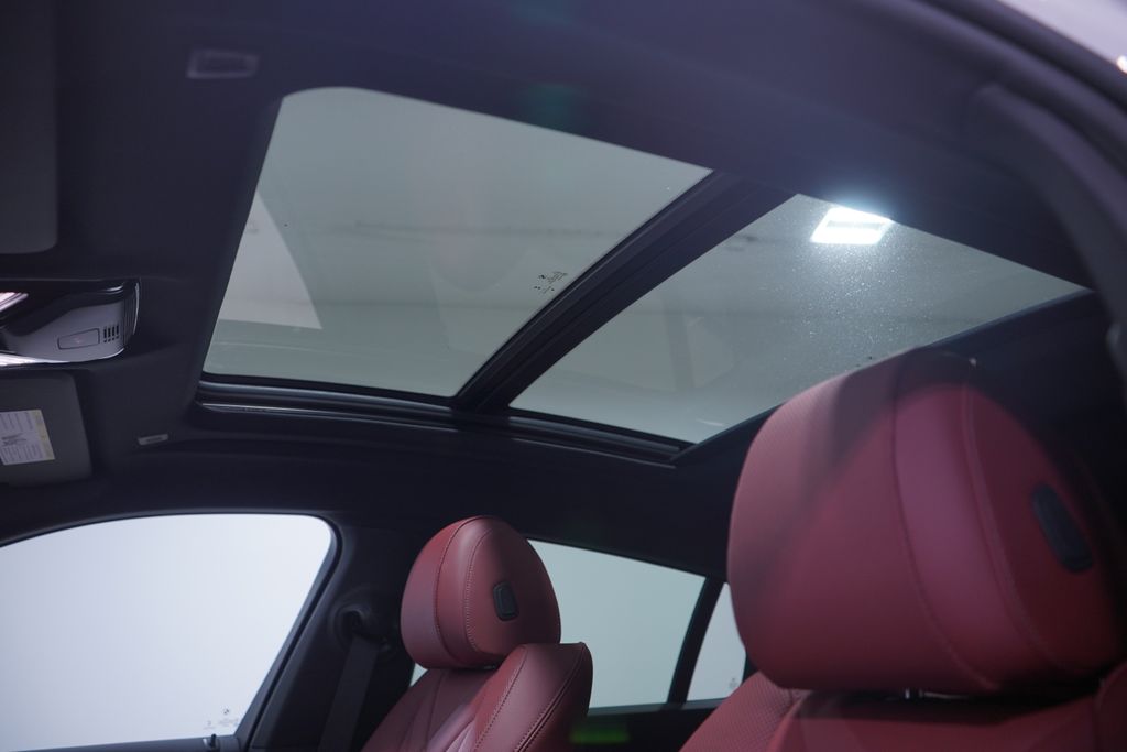 Thumbnail: 2026 BMW X6 - 8