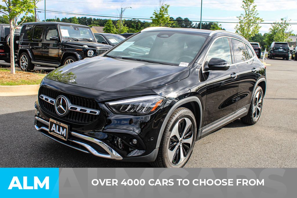 Used 2025 Black Mercedes-Benz GLA 250 image 3