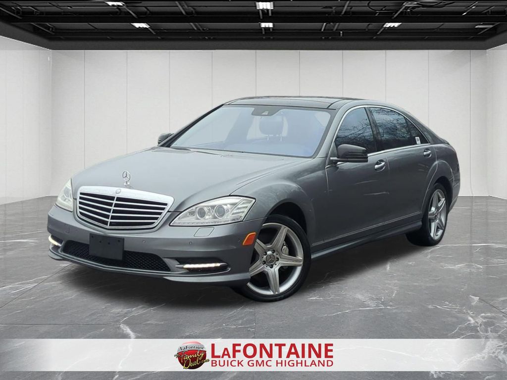 2010 Mercedes-Benz S-Class S 550 4MATIC