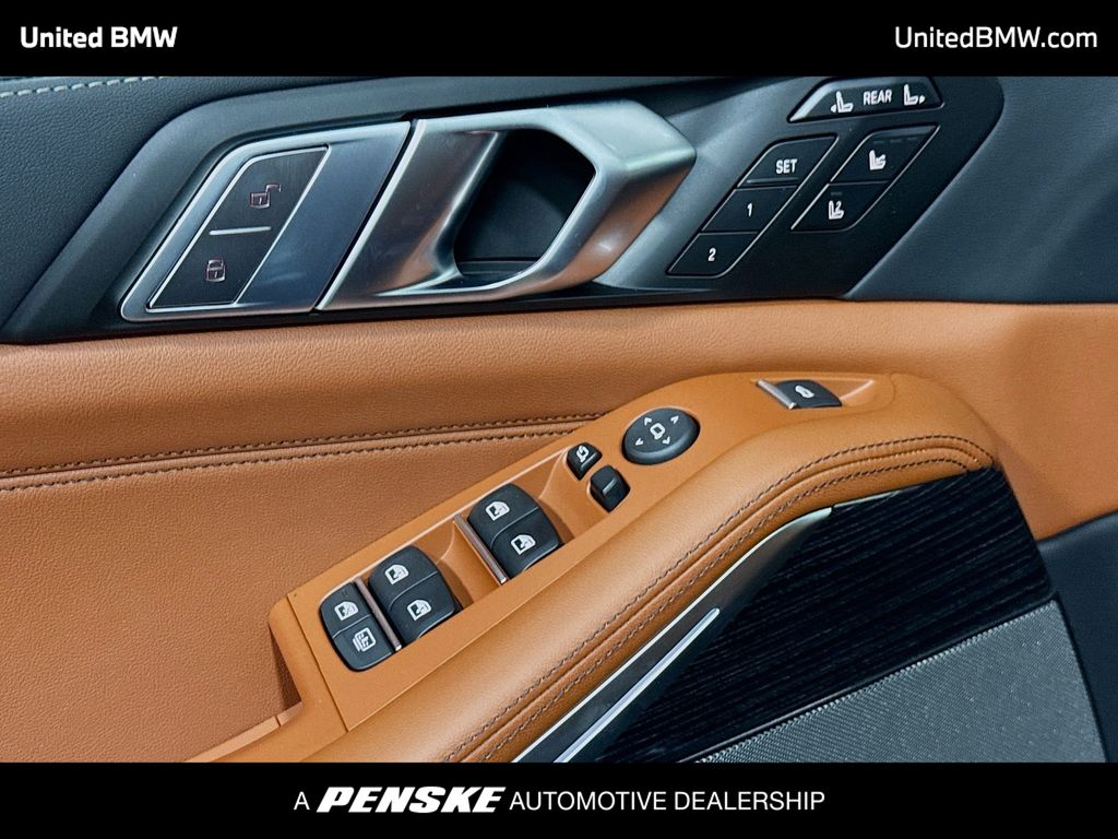 Thumbnail: 2027 BMW X7 - 3