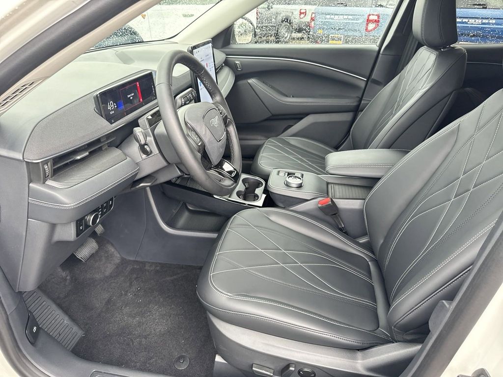 2024 Ford Mustang Mach-E Select photo 17