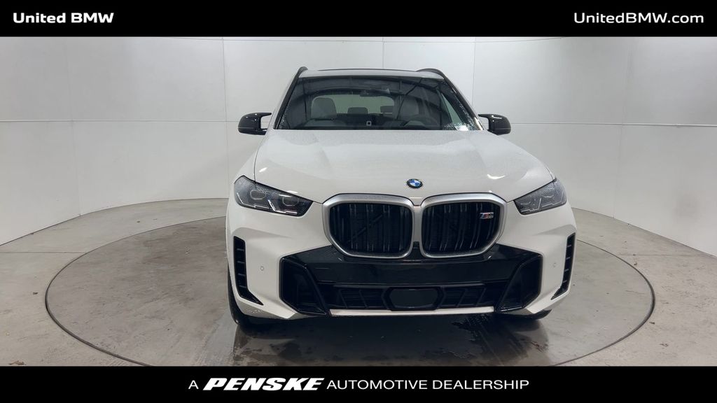 2025 BMW X5 M60i 3