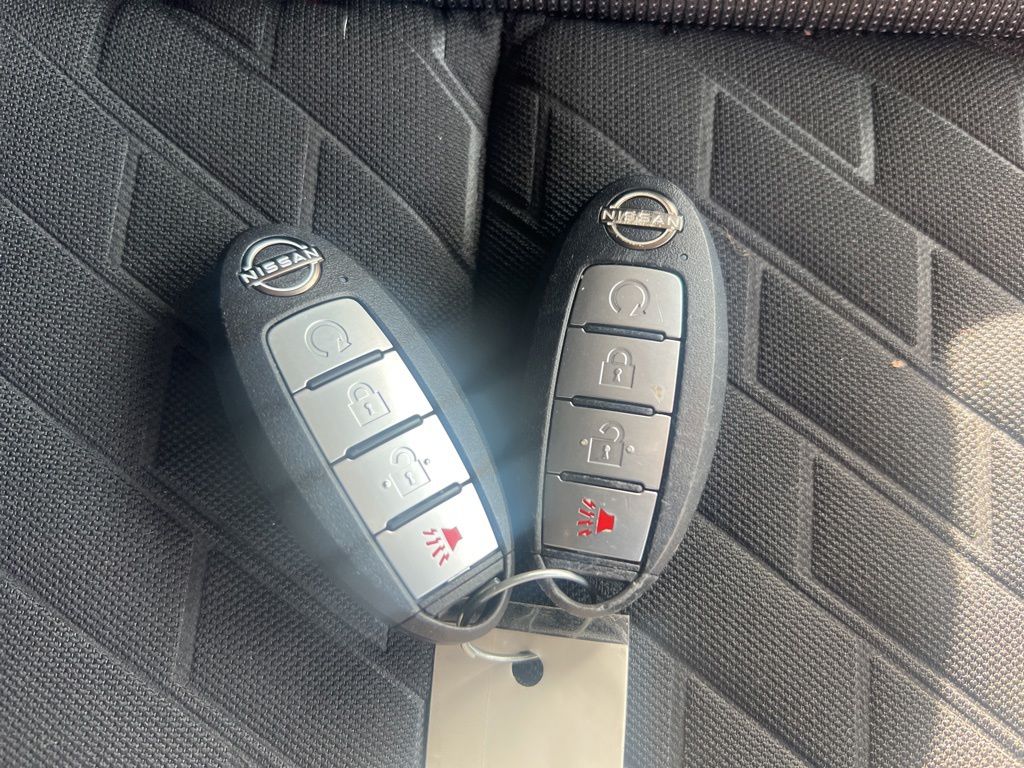 2022 Nissan Kicks SV photo