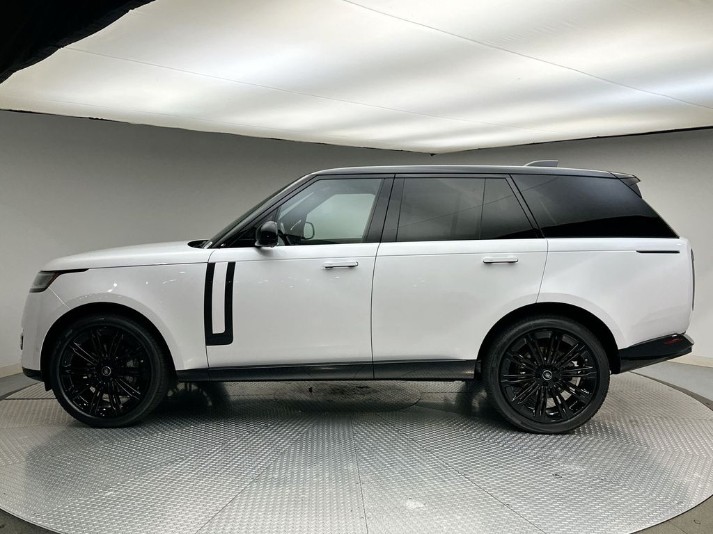 Thumbnail: 2025 Land Rover Range Rover - 2