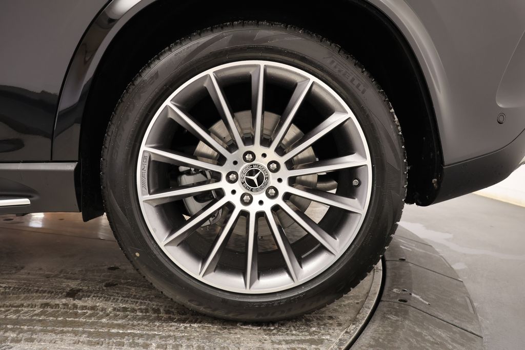 Thumbnail: 2026 Mercedes-Benz GLE - 12