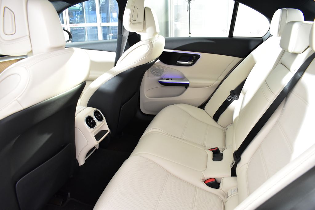 Thumbnail: 2022 Mercedes-Benz C-Class - 29