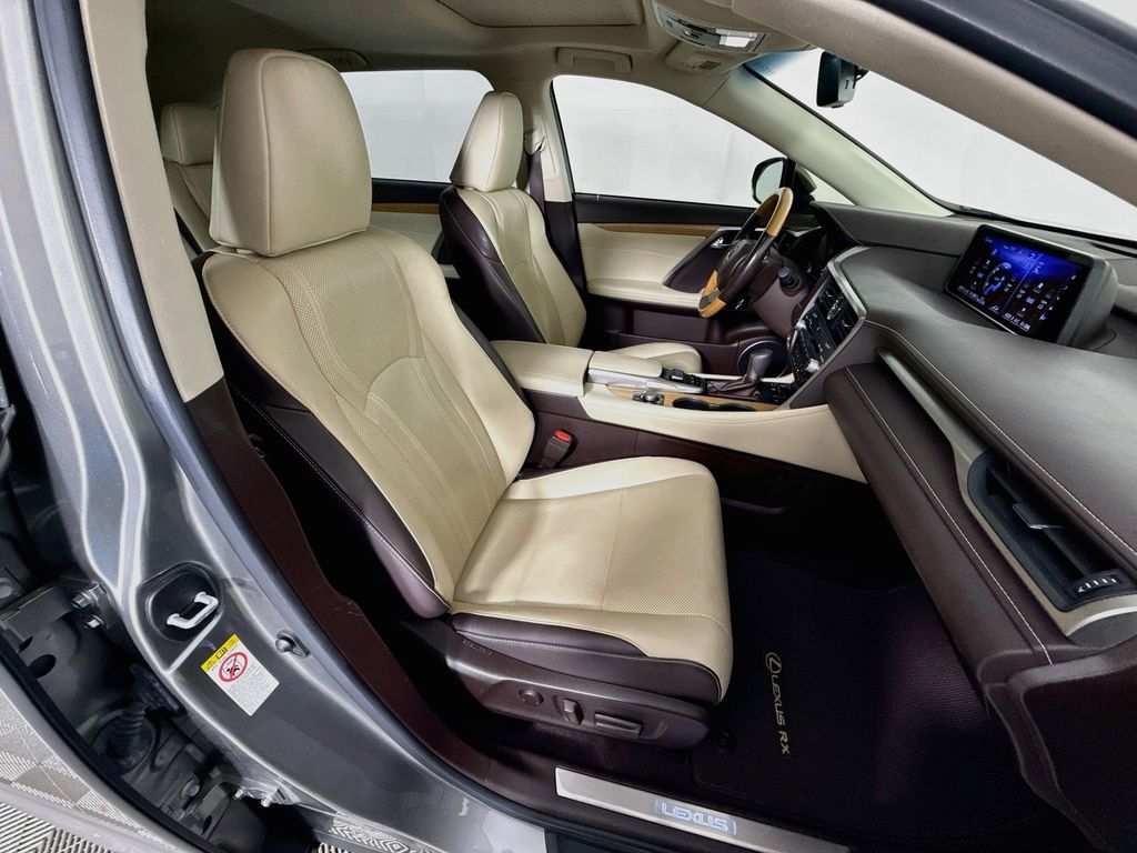Thumbnail: 2019 Lexus RX - 30