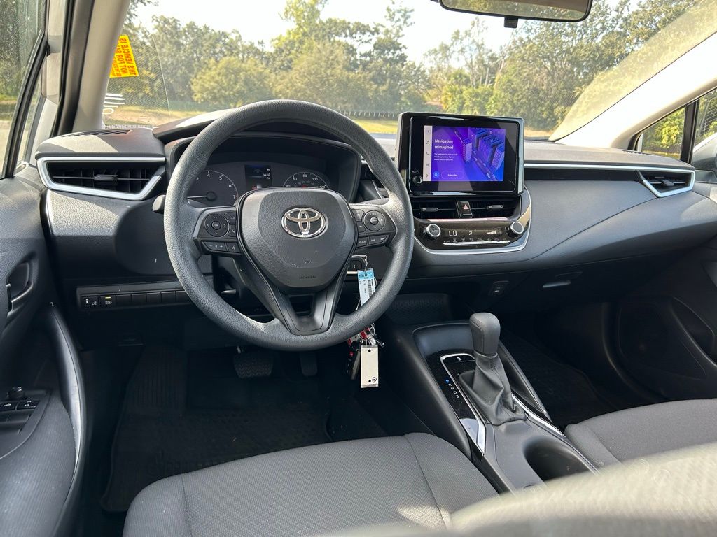 Thumbnail: 2025 Toyota Corolla - 12