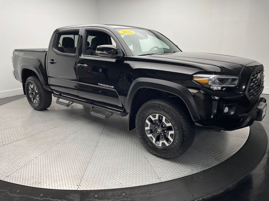 Thumbnail: 2023 Toyota Tacoma - 3