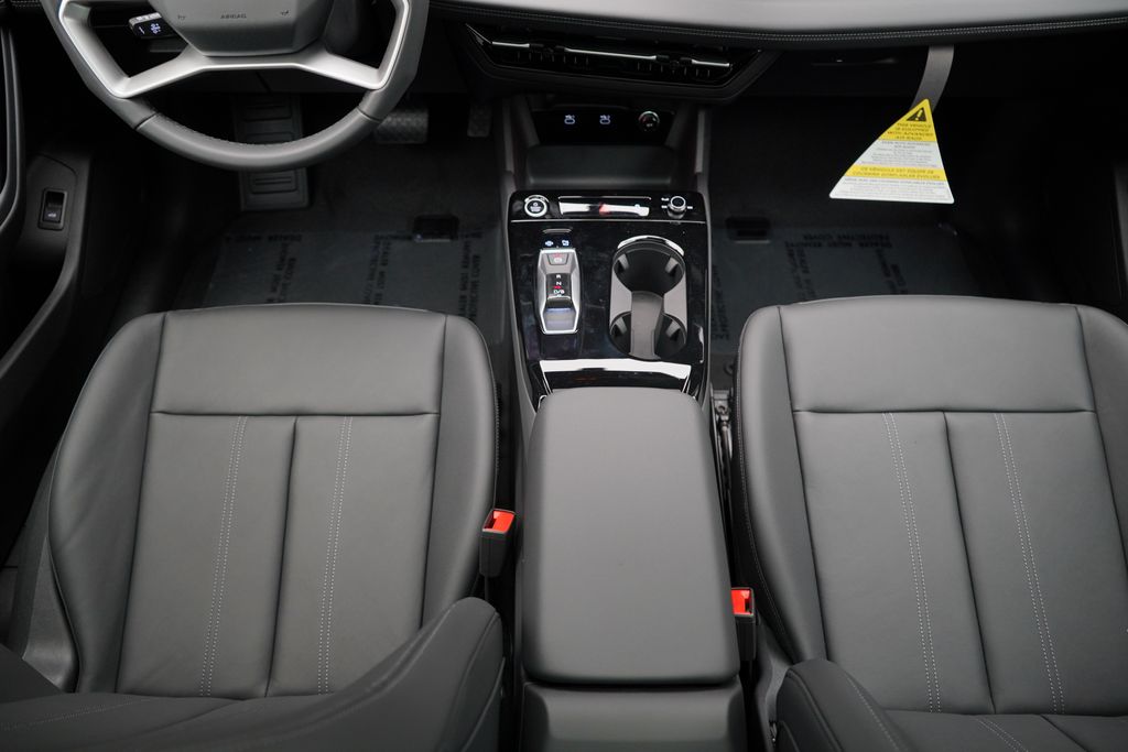 2025 Audi Q6 e-tron Premium 16