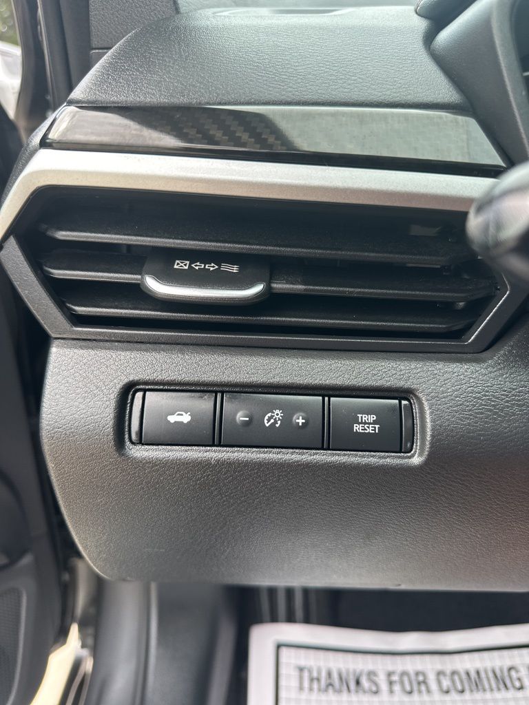 2024 Gun Metallic Nissan Altima 2.5 SR FWD Sedan