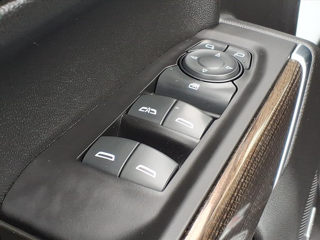 used 2021 Chevrolet Silverado 1500 car, priced at $35,900