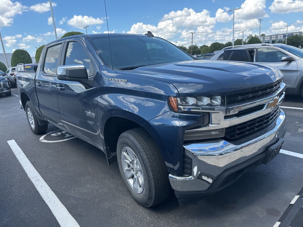 Thumbnail: 2020 Chevrolet Silverado 1500 - 3