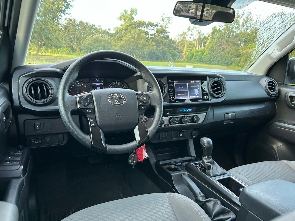 Thumbnail: 2022 Toyota Tacoma - 12