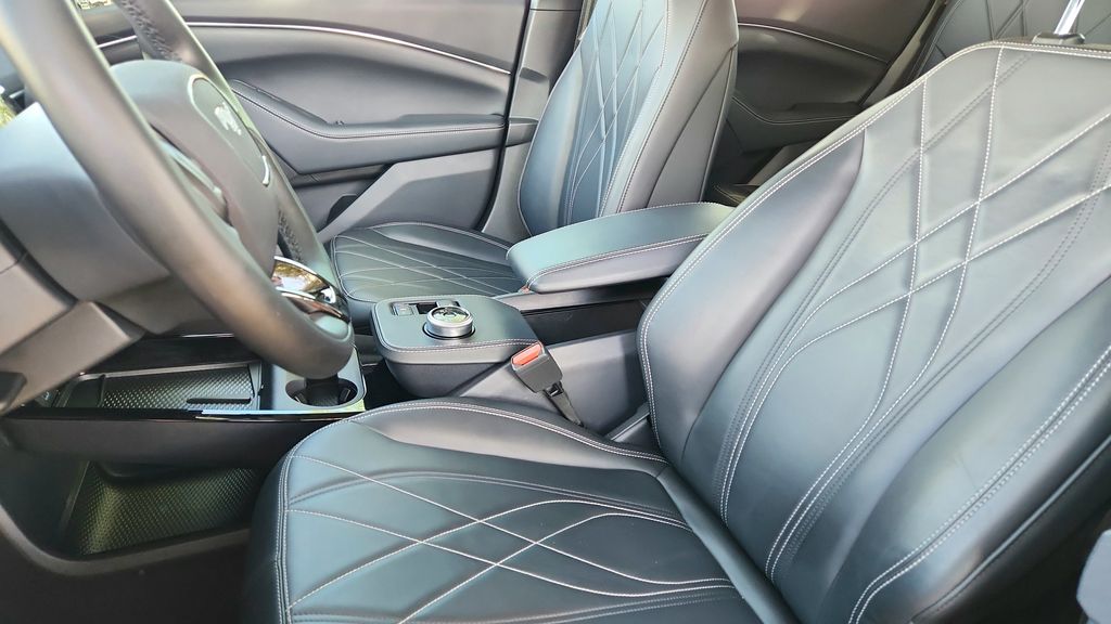 2024 Ford Mustang Mach-E