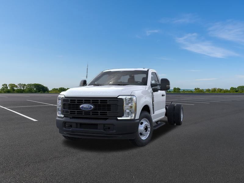 New 2025 Ford Super Duty F-350 Chassis Regular Cab (DRW) 169" Wheelbase XL