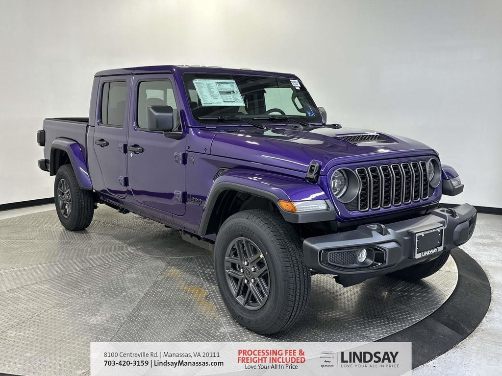 Reign 2026 Jeep Gladiator Sport S Crew Cab 4WD Pickup Truck Four-Wheel Drive 8-Speed Automatic