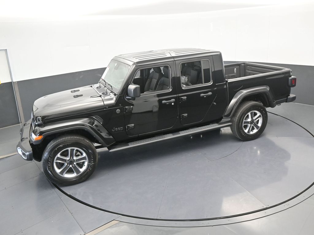 Used 2024 Black Clearcoat Jeep Sport image 49