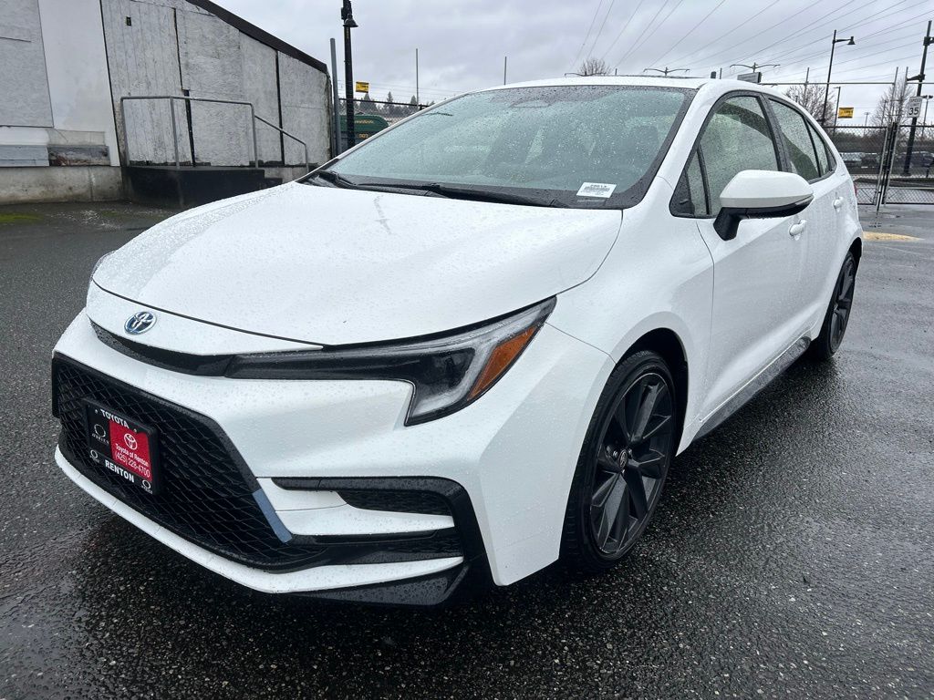 2024 Toyota Corolla Hybrid SE FWD