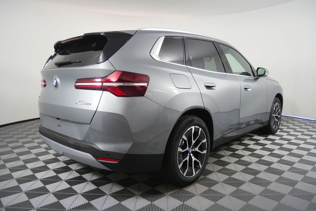 Thumbnail: 2026 BMW X3 - 3