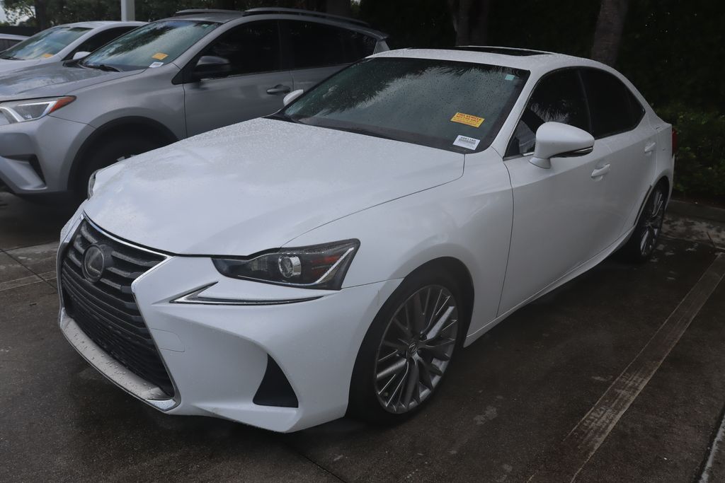 Thumbnail: 2017 Lexus IS - 2