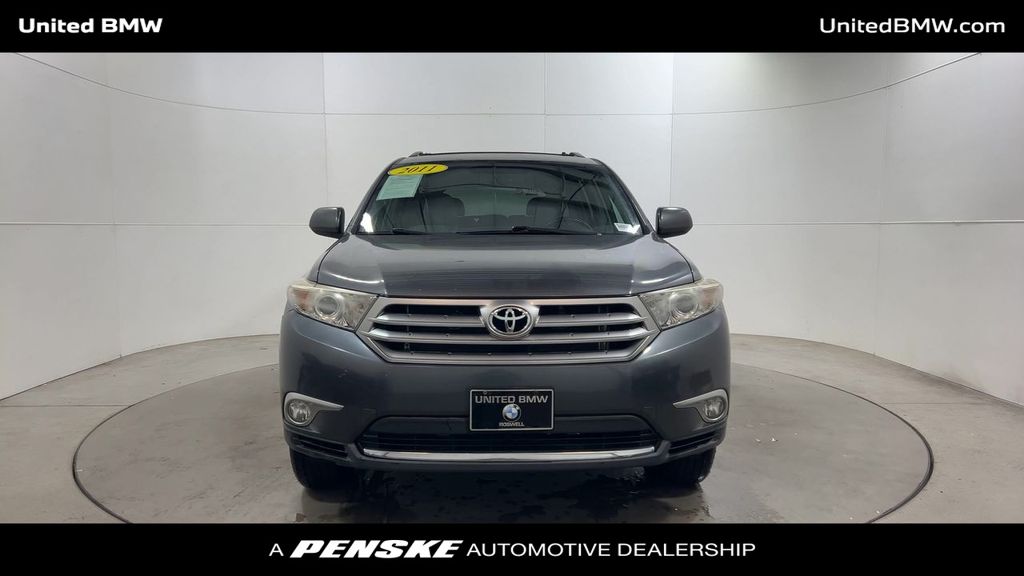 Thumbnail: 2011 Toyota Highlander - 3