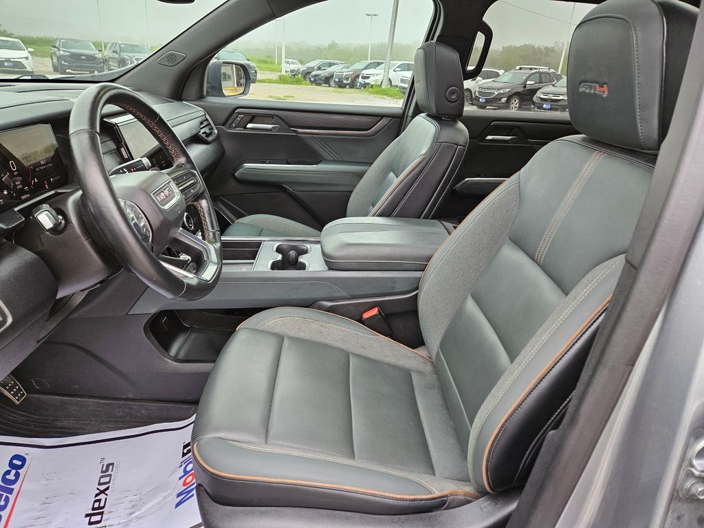 Used 2024 GMC Acadia SUV