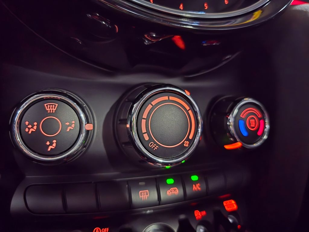 Thumbnail: 2022 MINI Cooper - 23