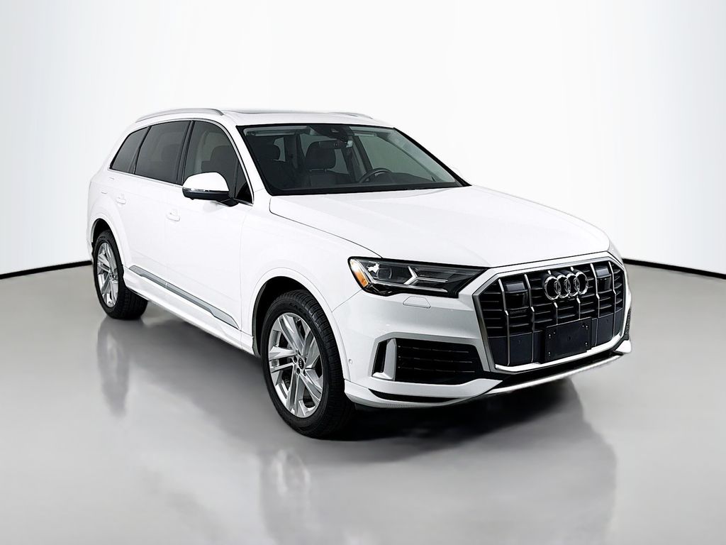 Thumbnail: 2022 Audi Q7 - 3