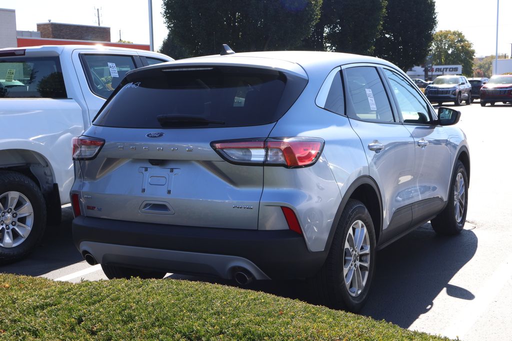 Thumbnail: 2022 Ford Escape - 7