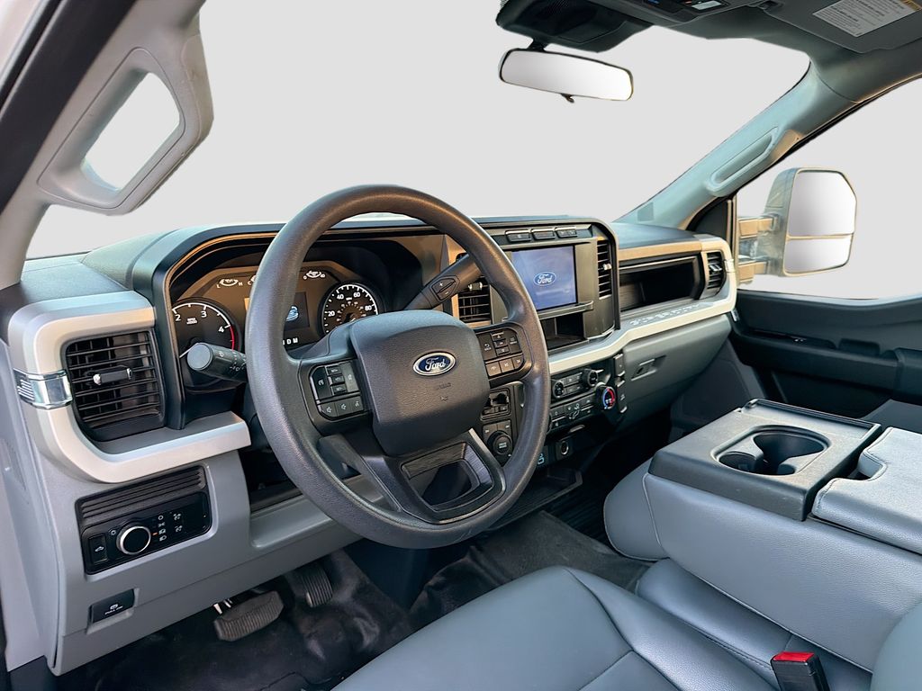2024 Ford F-350 Super Duty XL - Photo 9