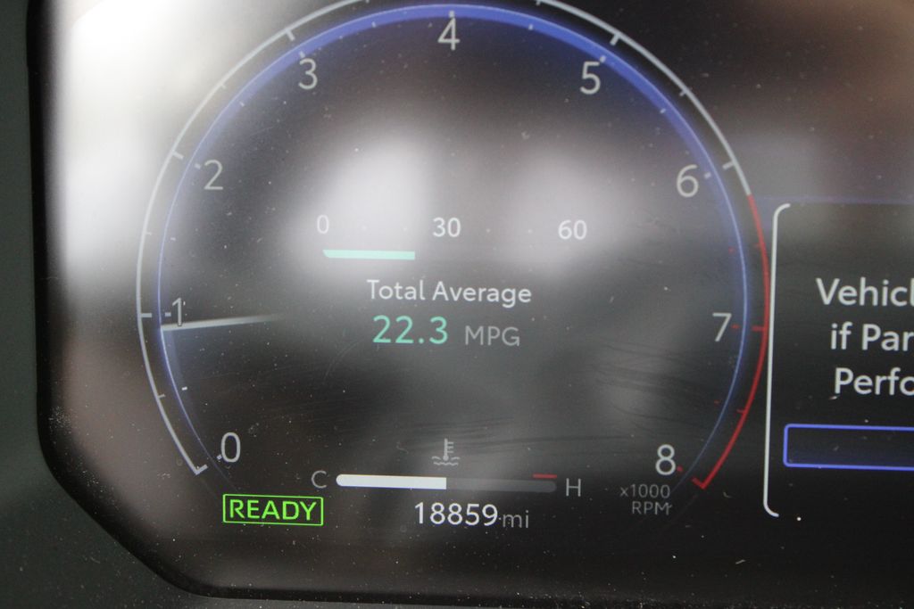 Used 2025  Toyota Base image 6