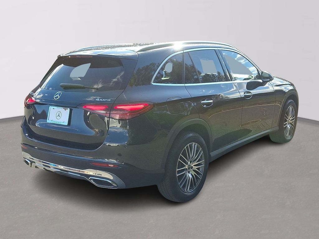 Thumbnail: 2025 Mercedes-Benz GLC - 4