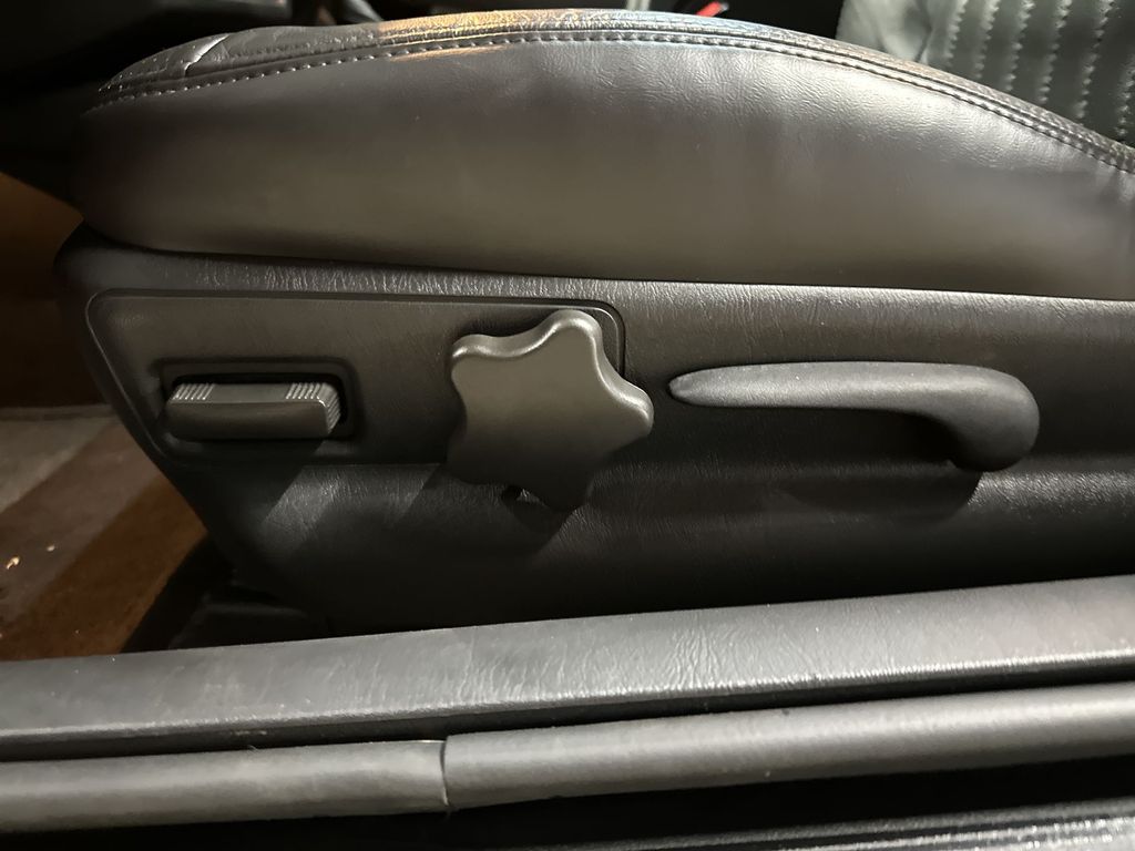 2004 Chevrolet Monte Carlo SS - 11