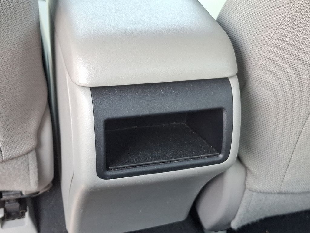 2012 Toyota Camry LE 11
