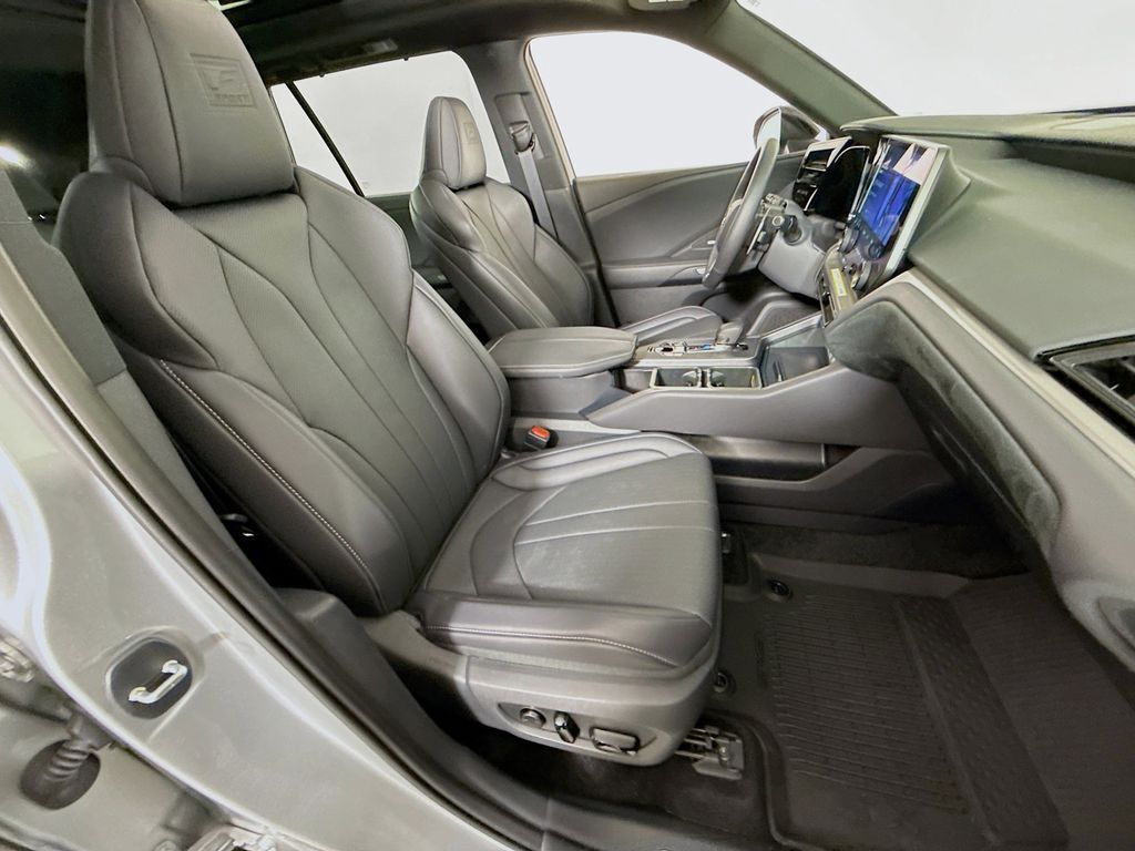 Thumbnail: 2025 Lexus TX - 29