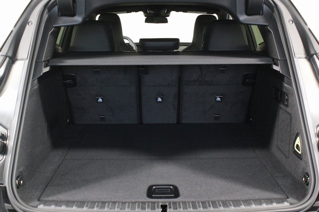 Thumbnail: 2026 BMW iX - 8